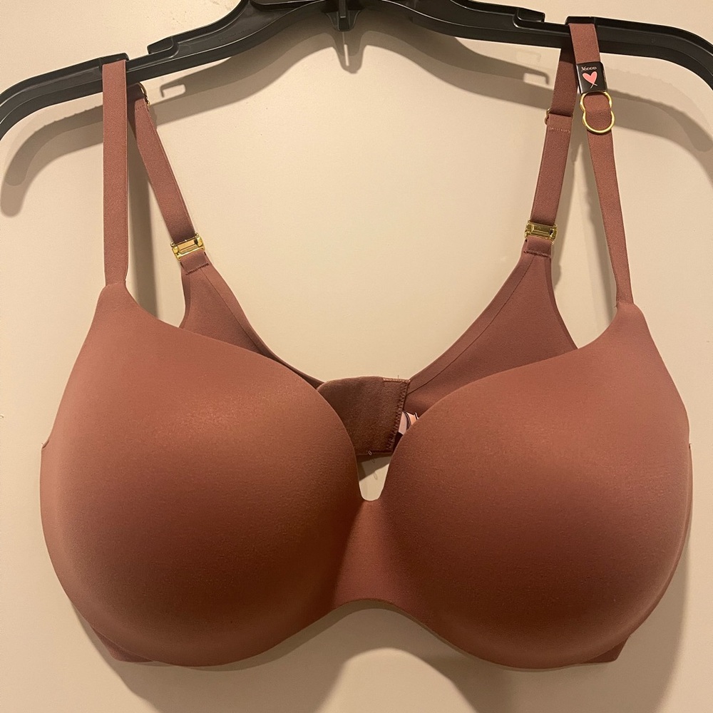 2 New Body by Victoria Secret push up bras, size 36DDD, black and mauve